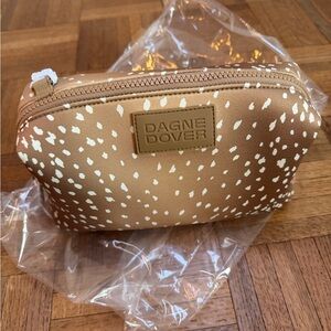 Dagne Dover Fawn Print Hunter large toiletry bag